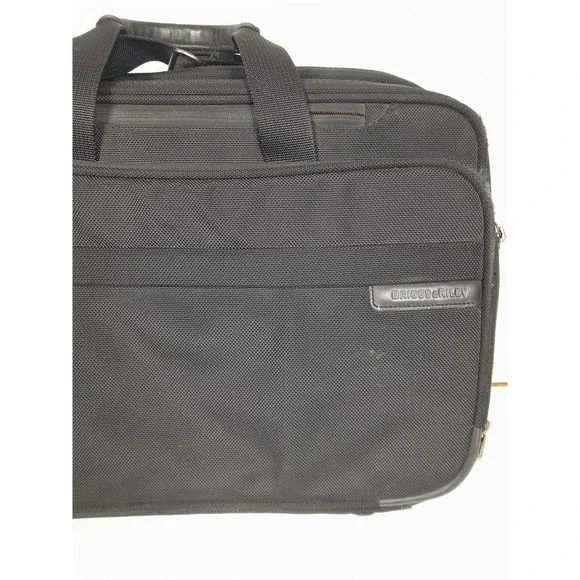 Briggs & Riley Travelware Expandable 17"x 13" Cabin Laptop Bag Black BB104X-4 - Picture 4 of 11